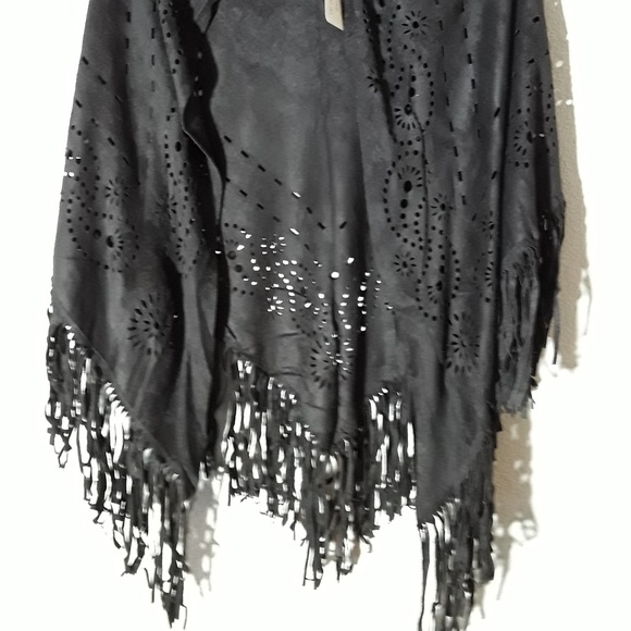 SOLD OUT - Picture 2 of 5